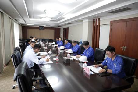 打造向上向前第一象限生力軍 錘煉甘于做人做事作難、受苦受累受屈的企業(yè)家隊伍——河南投資集團黨委書記、董事長劉新勇蒞臨安彩高科開展主題教育調研