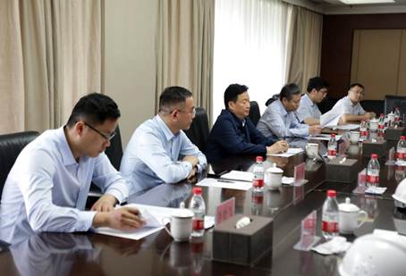 打造向上向前第一象限生力軍 錘煉甘于做人做事作難、受苦受累受屈的企業(yè)家隊伍——河南投資集團黨委書記、董事長劉新勇蒞臨安彩高科開展主題教育調研